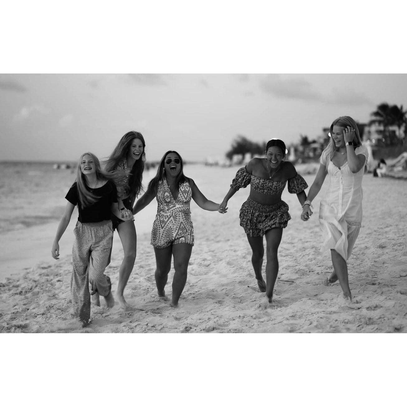 Landrey, Avery, Kayla - Bridesmaids