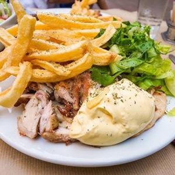 Taverna Lunches & Treats