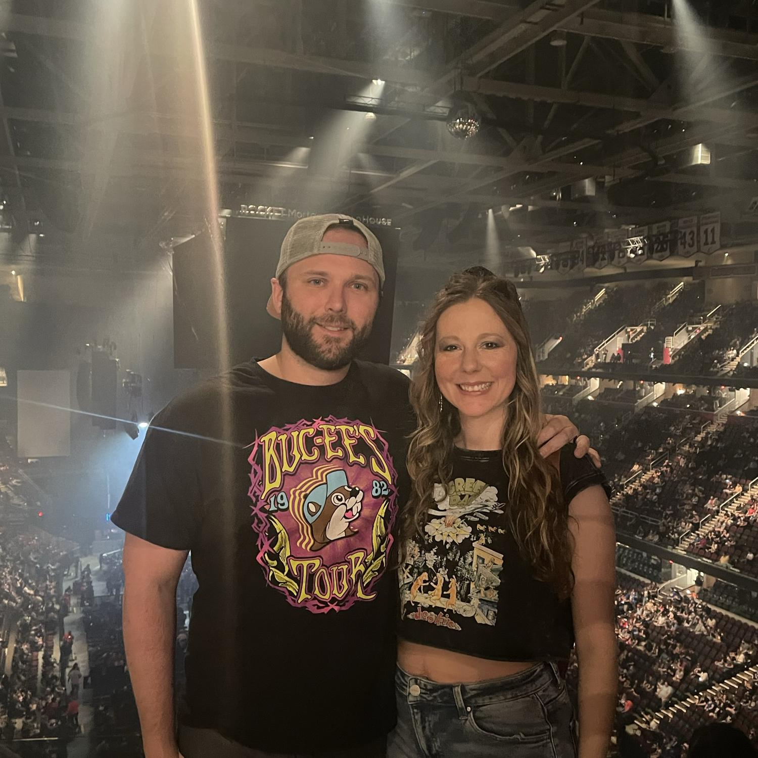 1st date night for mom and dad! Blink 182! 🎶
May 2023