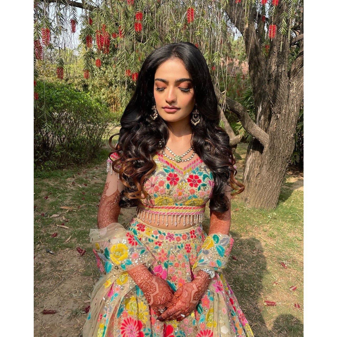Lehenga Choli set for Wedding and Reception day