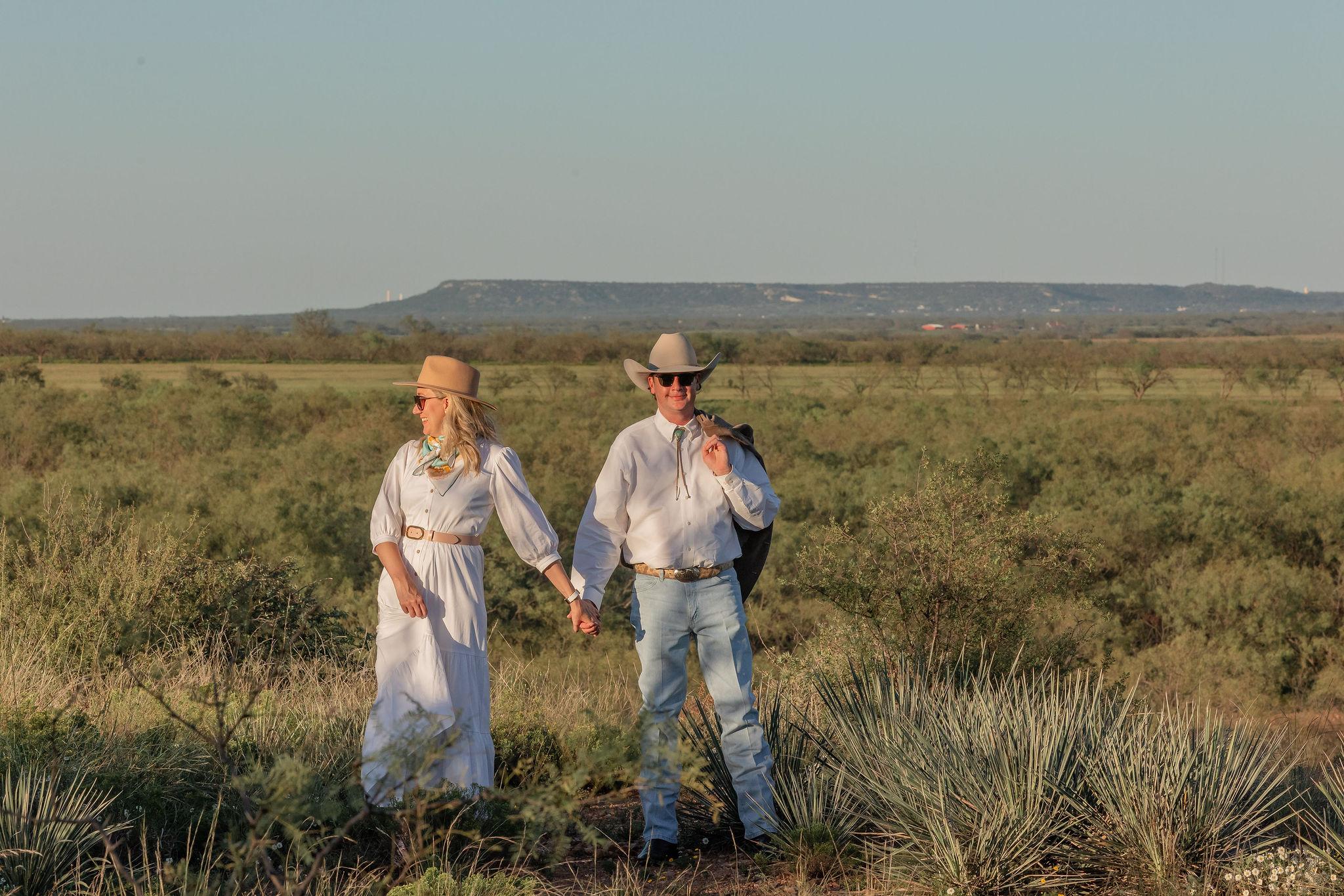 The Wedding Website of Amanda Miller and Cecil Cannon