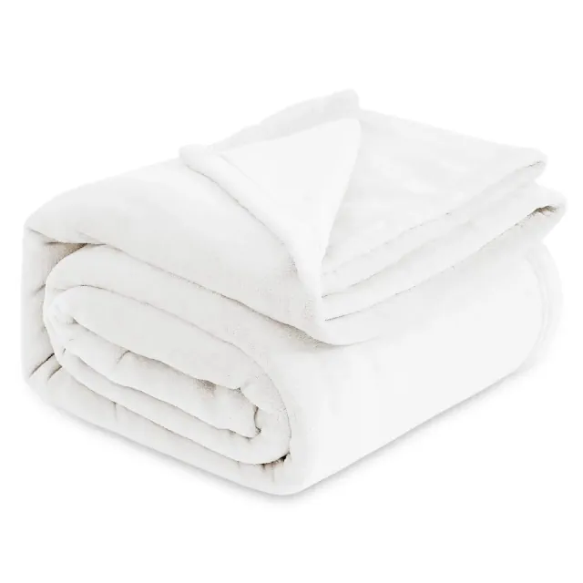 Bedsure Flannel Blanket Solid 280GSM Soft Fuzzy Plush Queen Size White