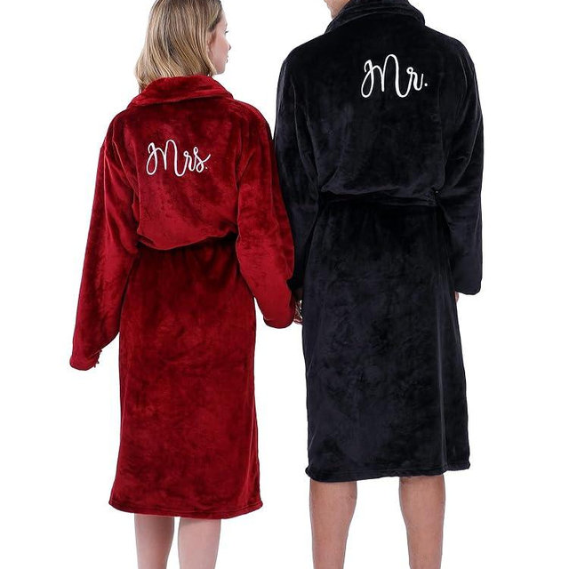 Jecery 2 Pcs His and Hers Robes for Couples Mr and Mrs Bathrobes Embroidered Matching Robes Valentine's Day Engagement Gifts
