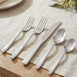 Oneida, Pearce 20-Piece Flatware Set, Service for 4 | Zola