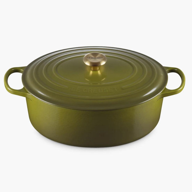 Signature 8-Quart Oval Enamel Cast Iron French/Dutch Oven