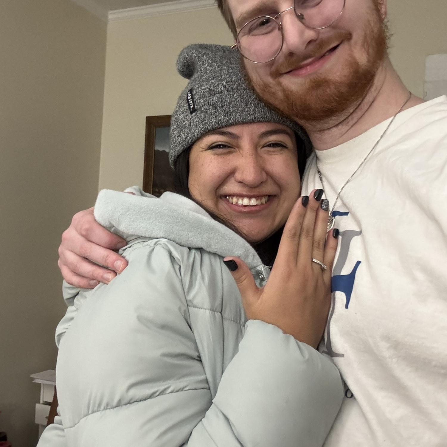 Hey everyone, we did a thing! 🥰🥂
I said yes! 💍