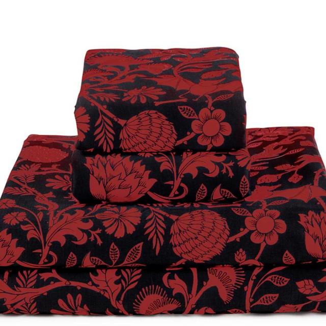 Scarlet Bat Sheets