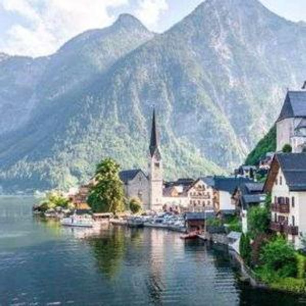 Exploring Salzburg and Hallstatt