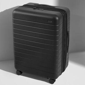 The Medium Flex in Jet Black | Away