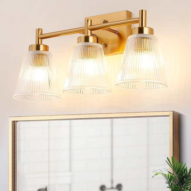OCIOC 3-Light Bathroom Vanity Light, Modern Gold Wall Light Fixture With Stripe Glass, Farmhouse Bathroom Wall Sconces for Mirror, Kitchen, Bedroom, Living Room, Hallwa