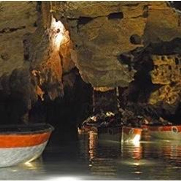 Valencia and an Underground Boat Trip Through San Jose Caves