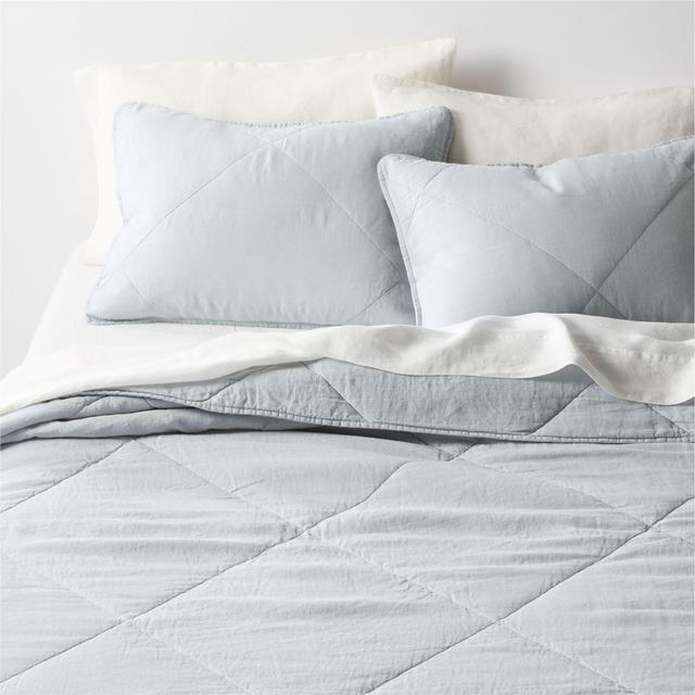 Aire Natural EUROPEAN FLAX ™-Certified Linen Mist Blue King Quilt