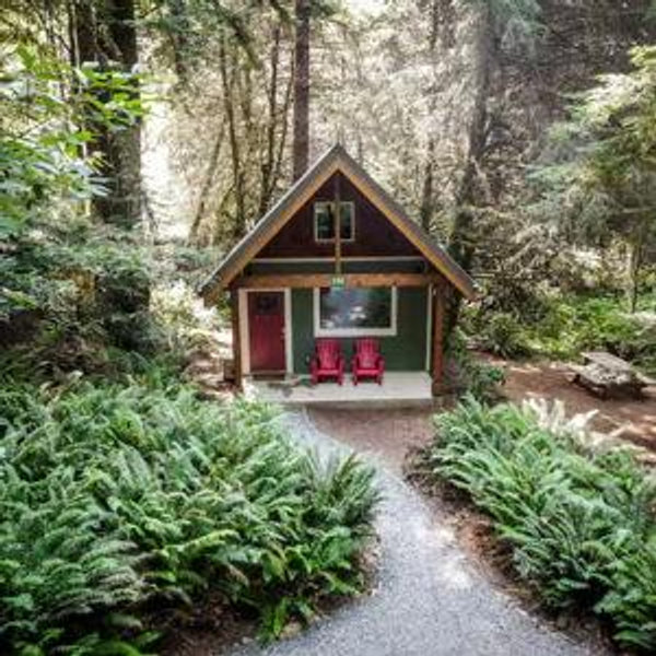 Crescent City Cabin