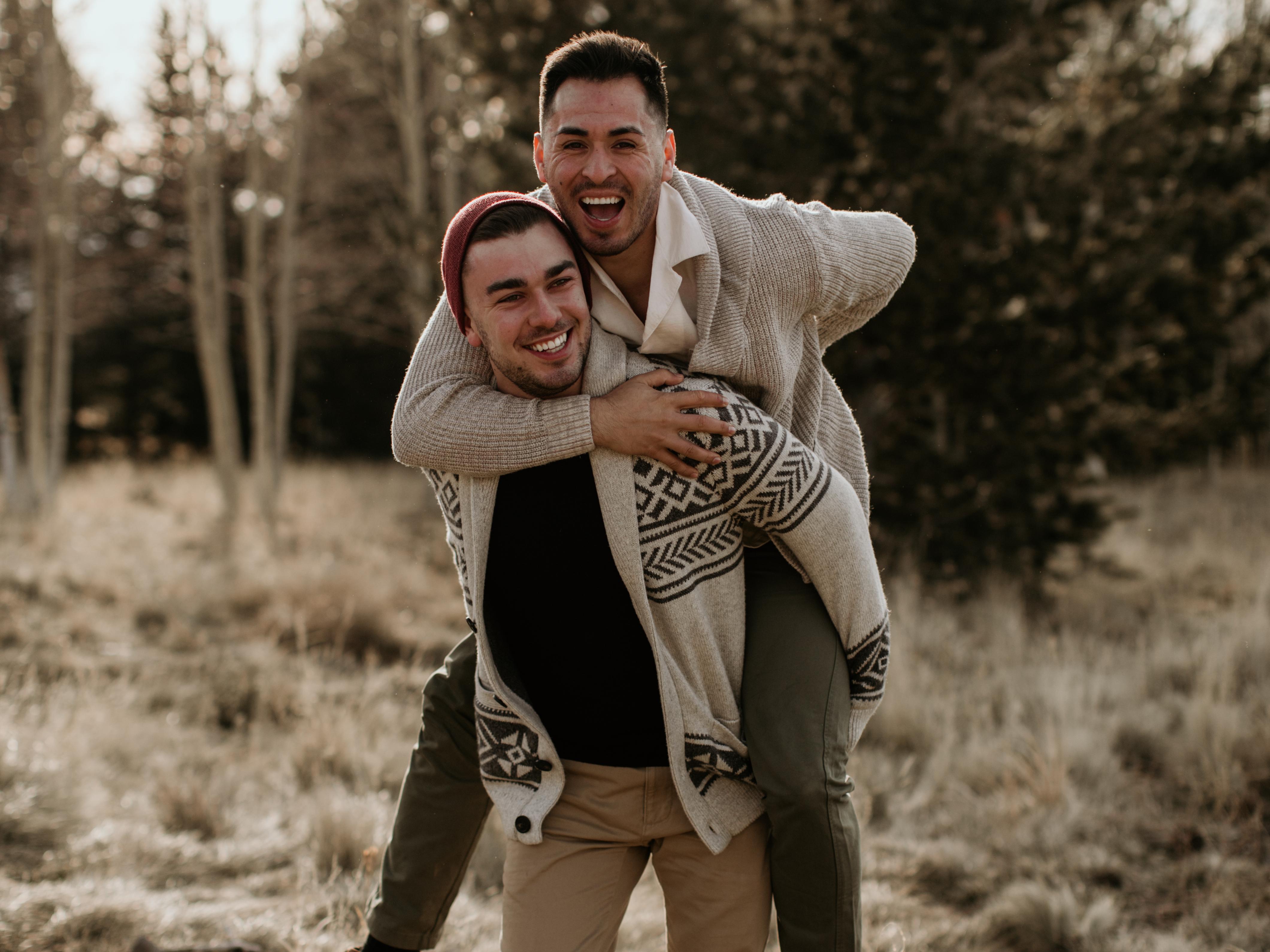 Honeymoon Fund & New Home Decor (destiantion Maui for a week)