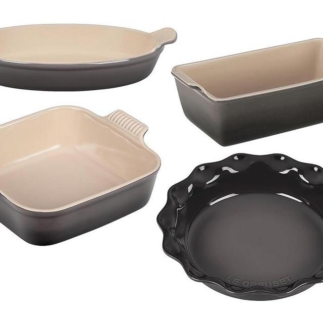 Le Creuset Stoneware 4 PC Heritage Bakeware Set, Oyster