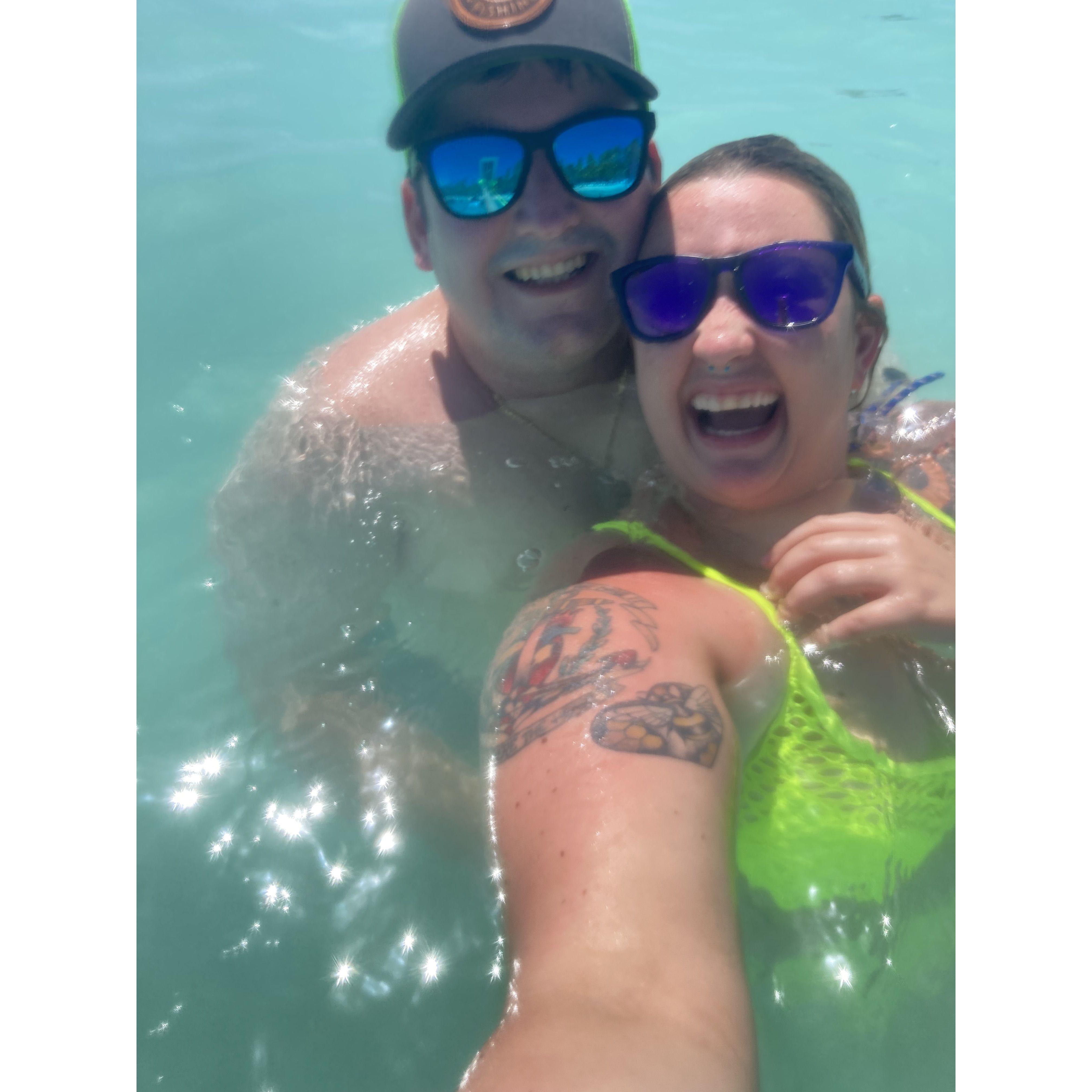 clear blue water in DR