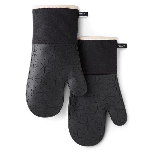 Kate Spade New York Spade Flower Soft Silicone Oven Mitt 2-Pack Set, Heat Resistant, Flexible Non-Slip Silicone Grip, Black/Ivory, 7"X13"