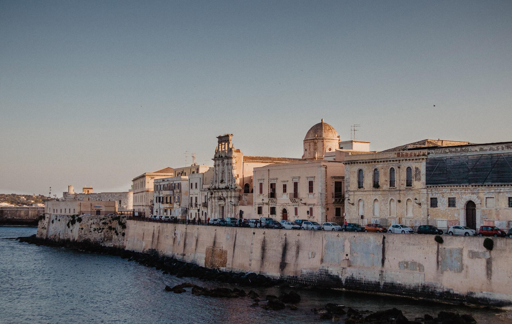 The Wedding Website of Monica Kelly and Carl Versfeld