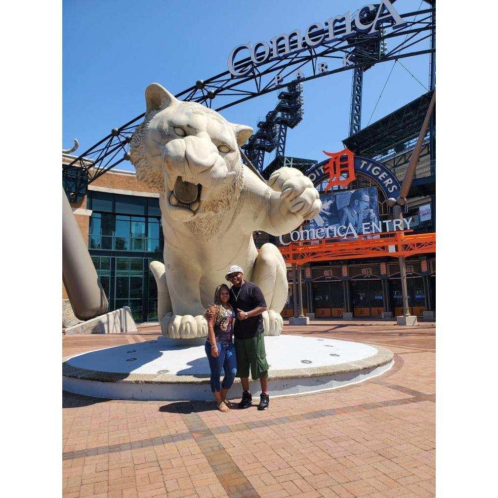 Robyn's first trip to Detroit