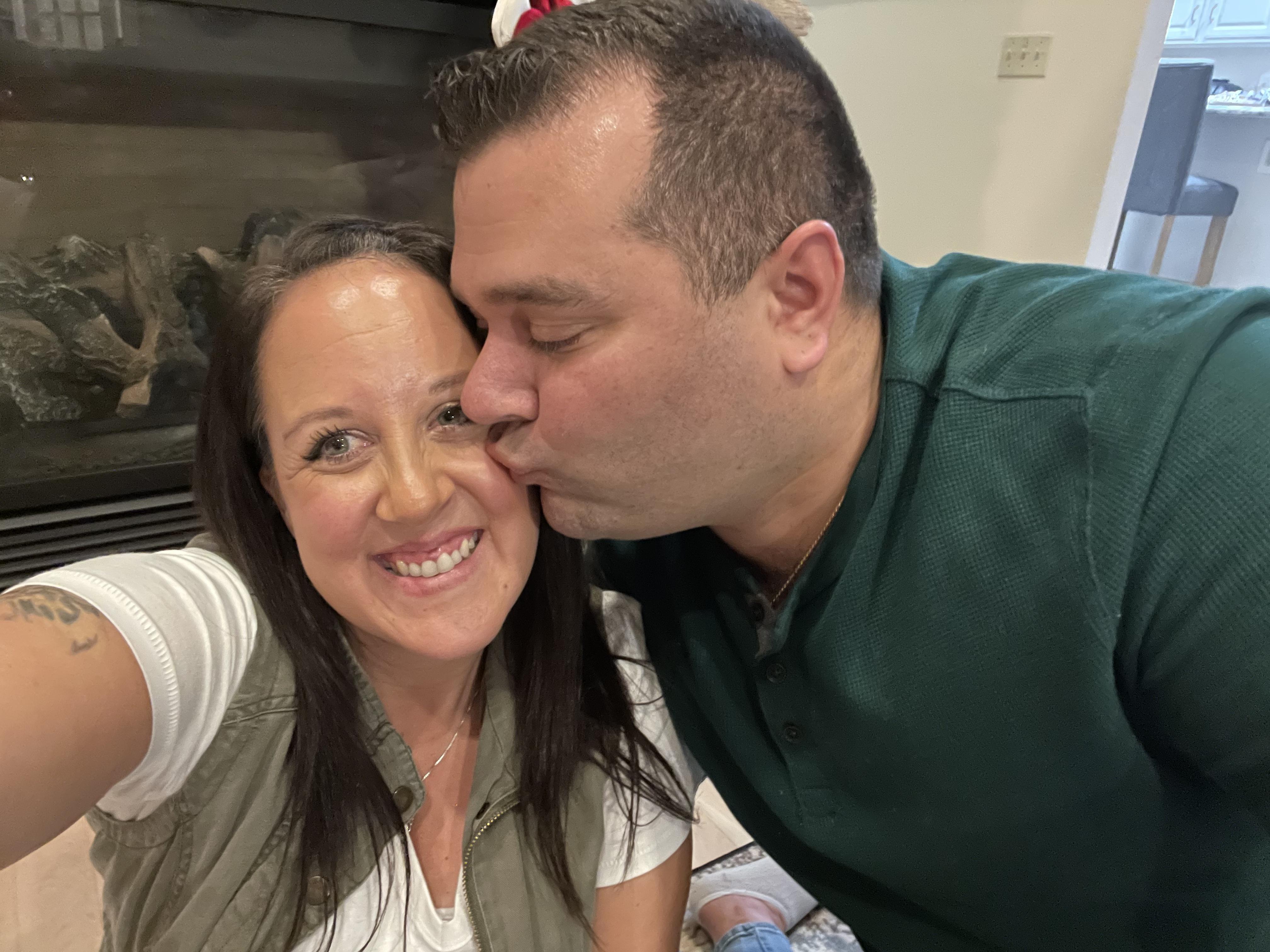 Mike Mcdaniel'S Wedding:  Details Revealed! - yeq6s3s