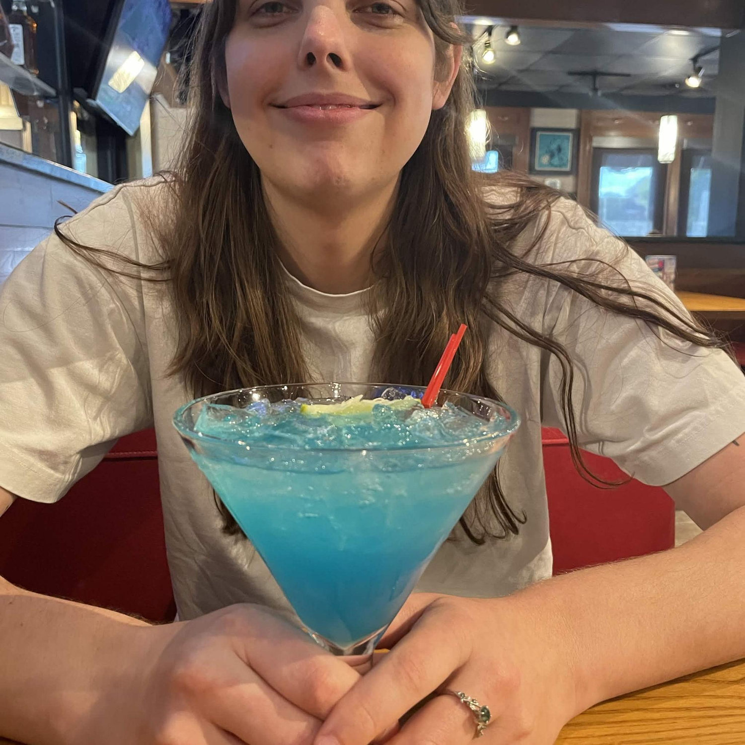 Our first outing after Moth finally moved up to Michigan! Chili's Marg 10/10, we didn't get the shark tho :(
