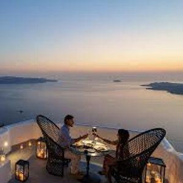 Candle lit Dinner in Milos
