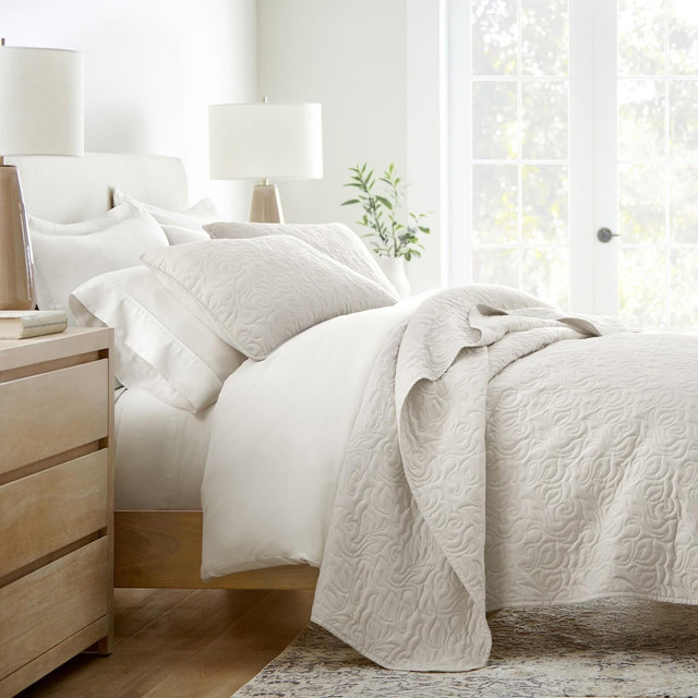 Stripes Floral and Diamonds Quilted Coverlet Set With Shams - Becky Cameron, Floral Stitch / Natural, King/California King