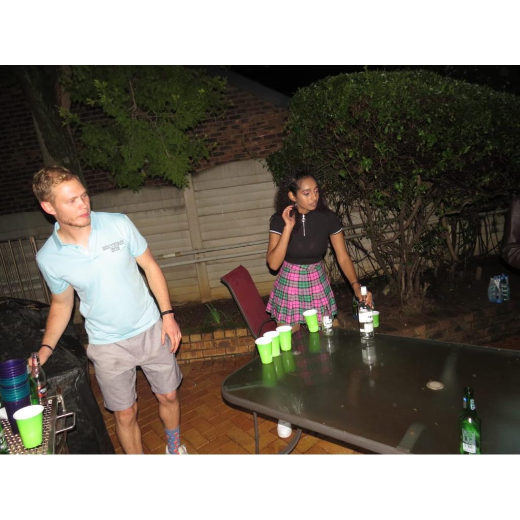 Beer Pong partners