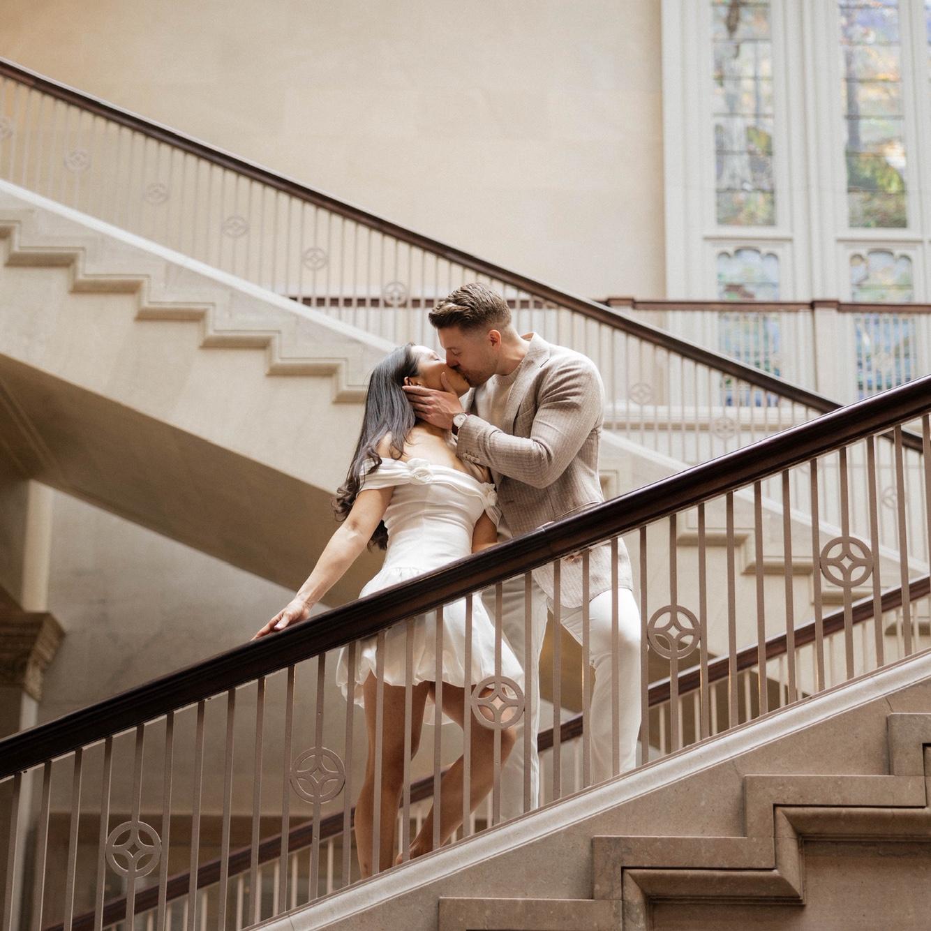 Engagement photoshoot at the Art Institute of Chicago (engagement photos starting now)