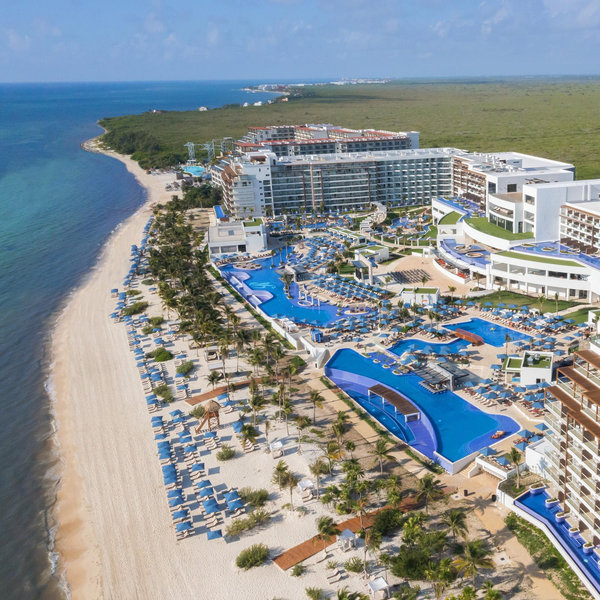 Honeymoon in Cancun
