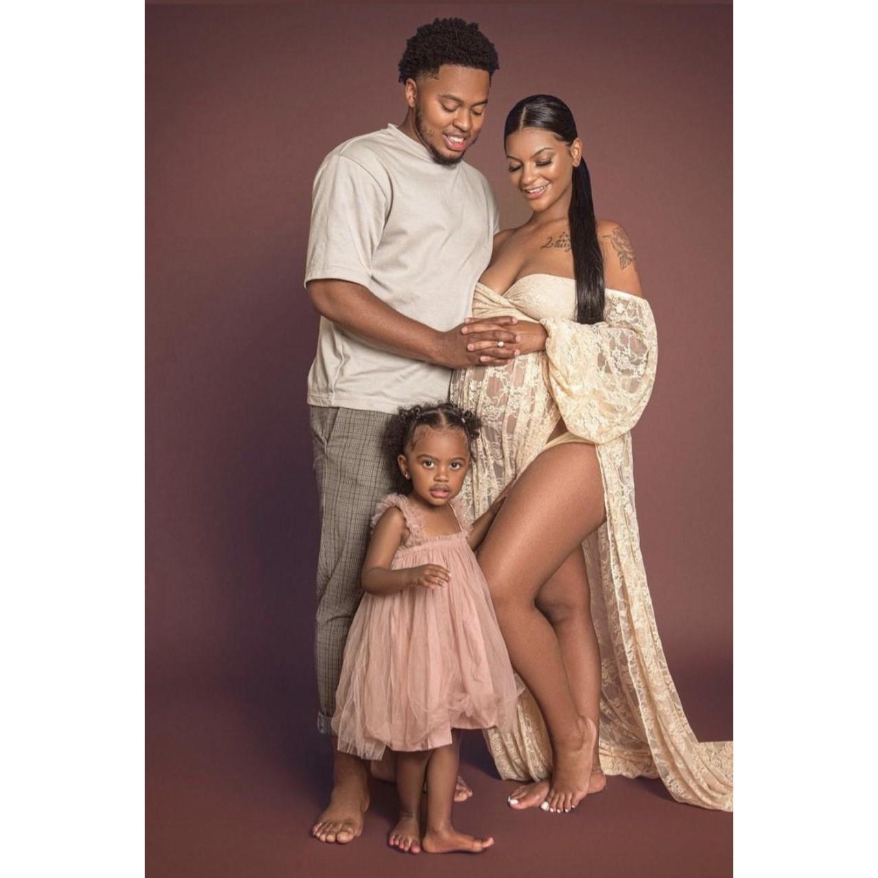 Maternity shoot for Nirvana