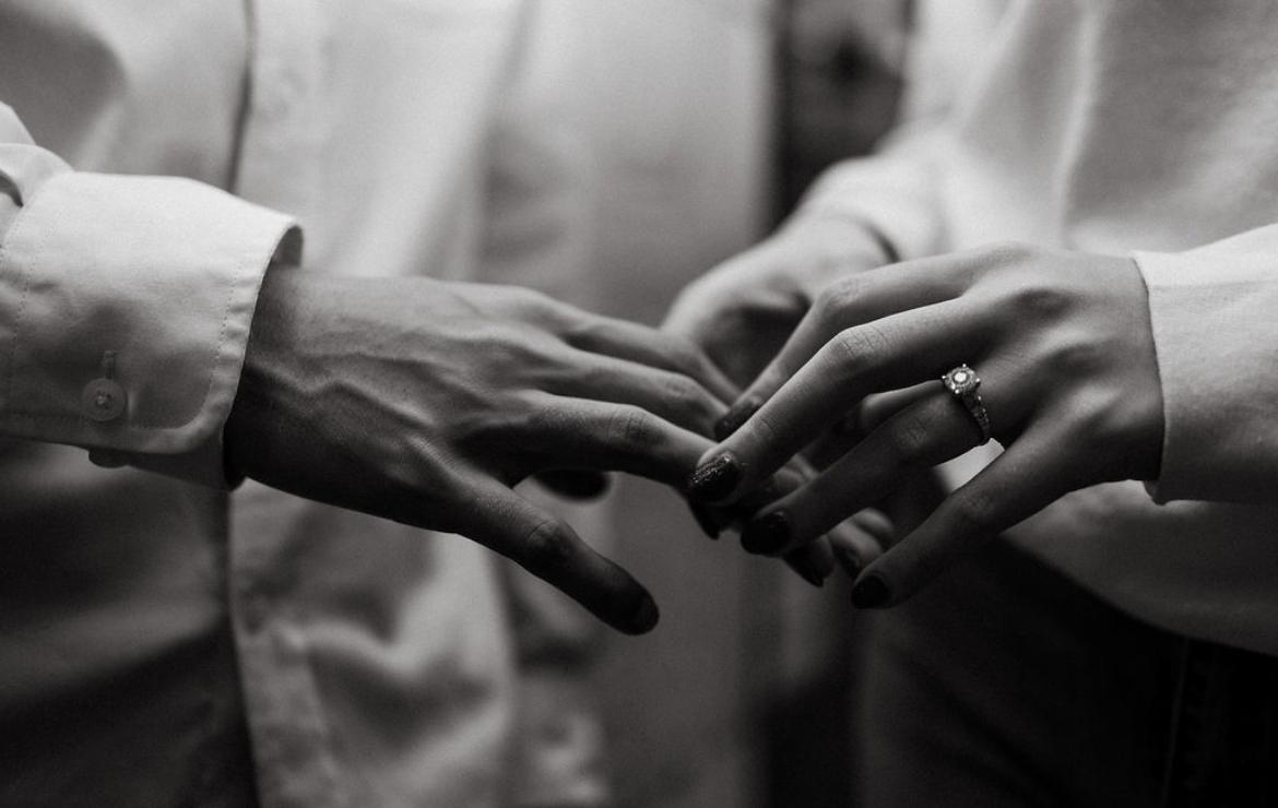The Wedding Website of Sara Pullen and Denver Buell