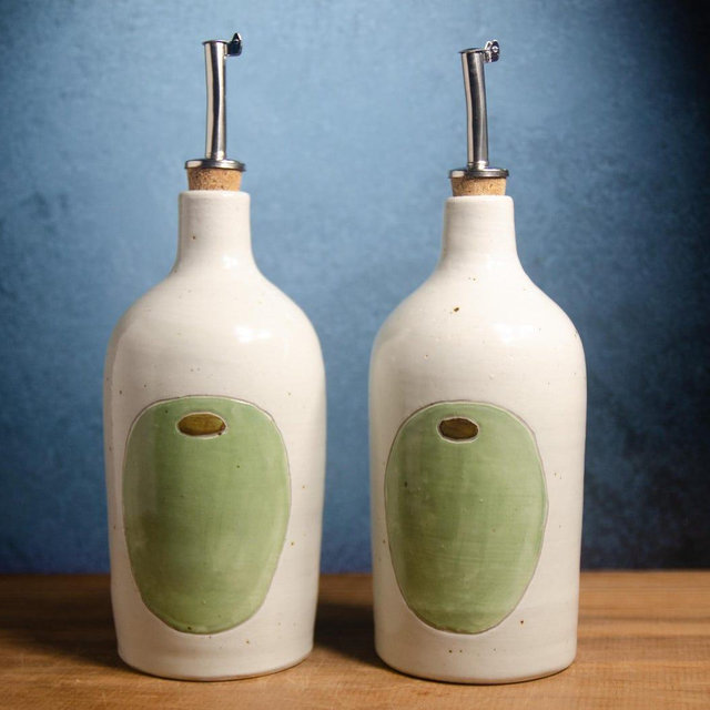 Handmade Ceramic Olive Oil Cruet: Wheel-Thrown Stoneware Dispenser