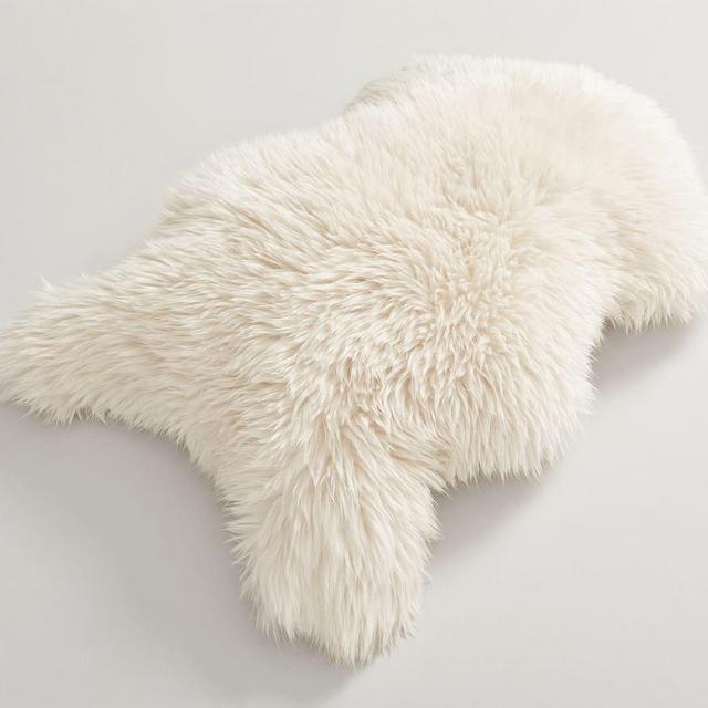 Faux Fur Pelt Pet Bed Large Ivory