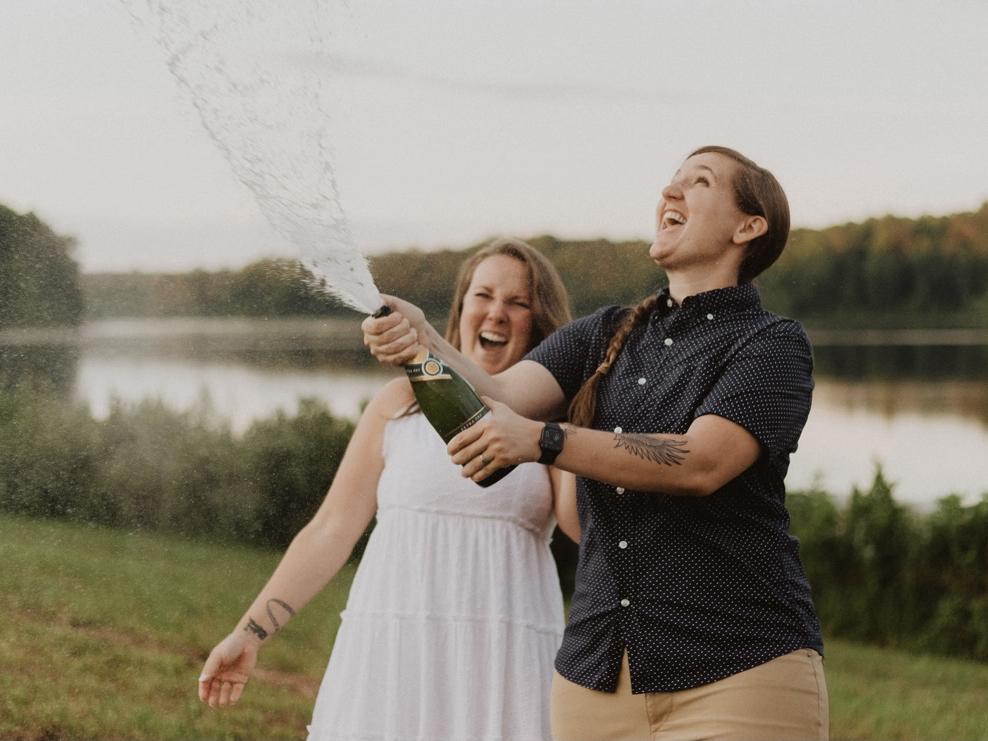 The Wedding Website of Meg Hansen and Bren Hansen