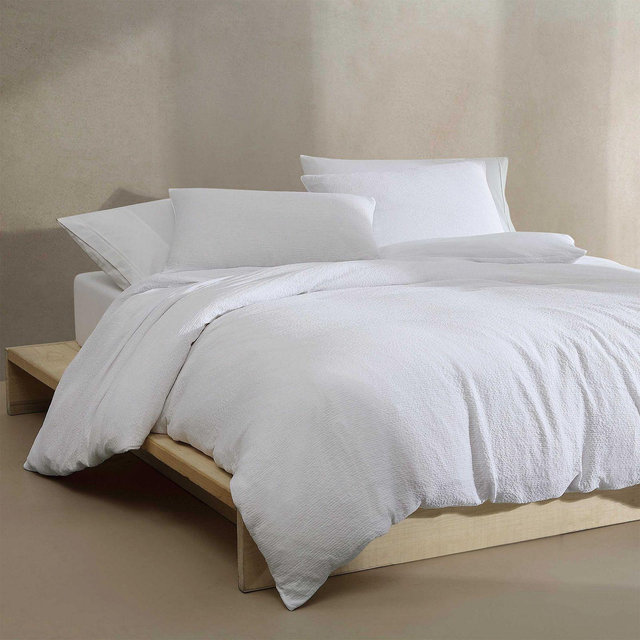 Calvin Klein Seersucker 3 Piece Comforter Set, King