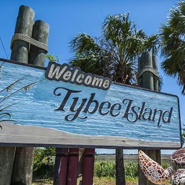 A bike tour around Tybee Island on our honeymoon