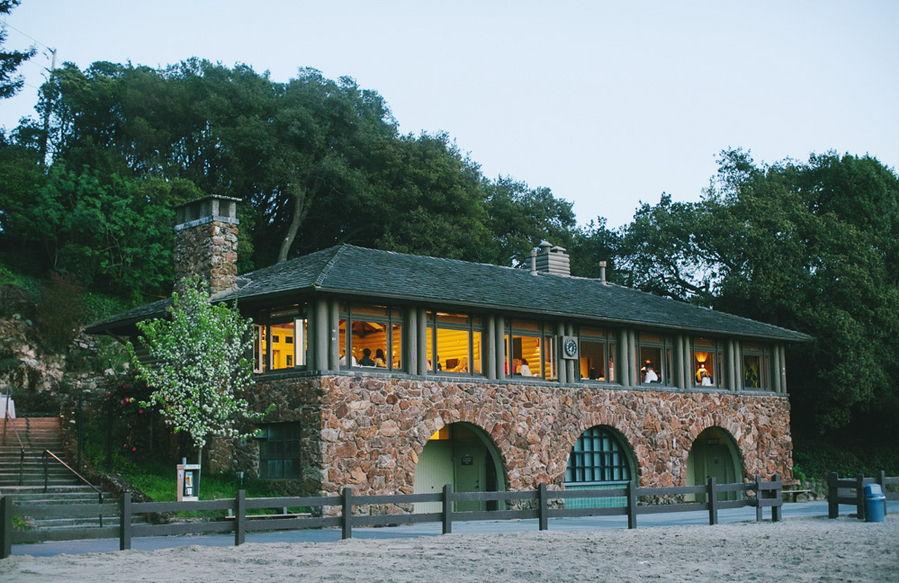 The Wedding Website of Alia Kuhnert and Taylor O'Hanlon