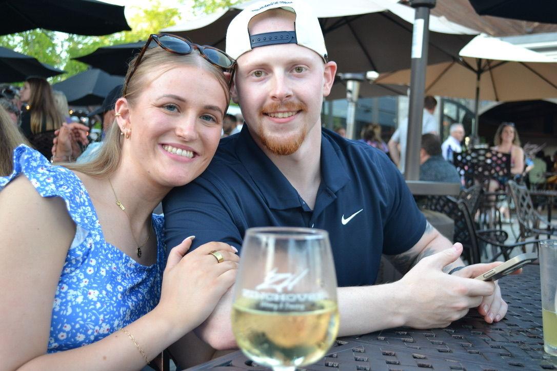 The Wedding Website of Samantha Barnhart and Hunter Haust