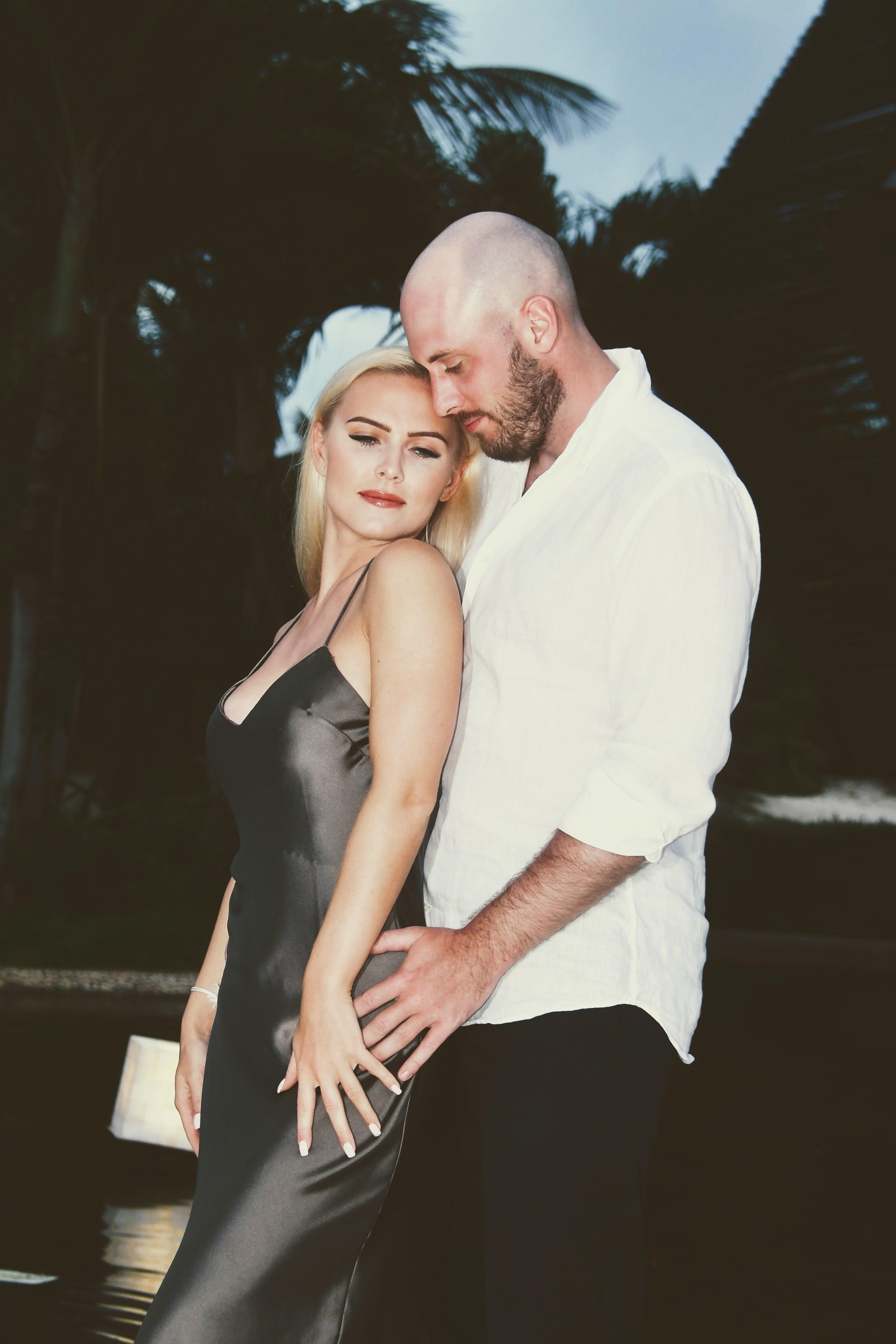 The Wedding Website of Simon W and Angelina D