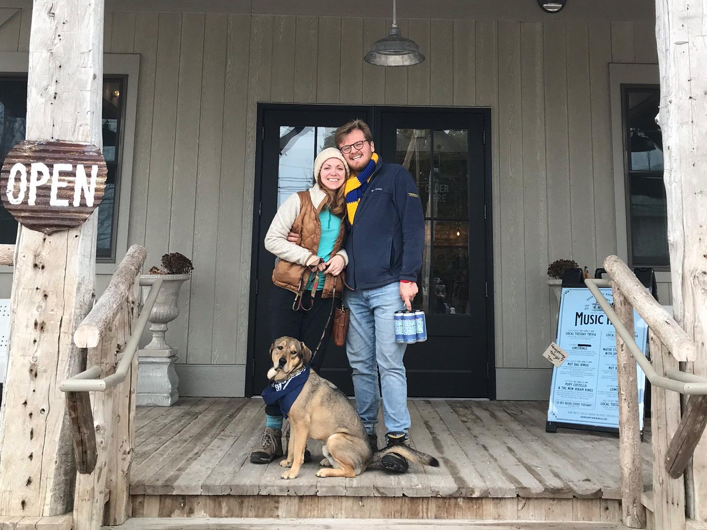 The Wedding Website of Ashley Lanyon and Harter Clingman