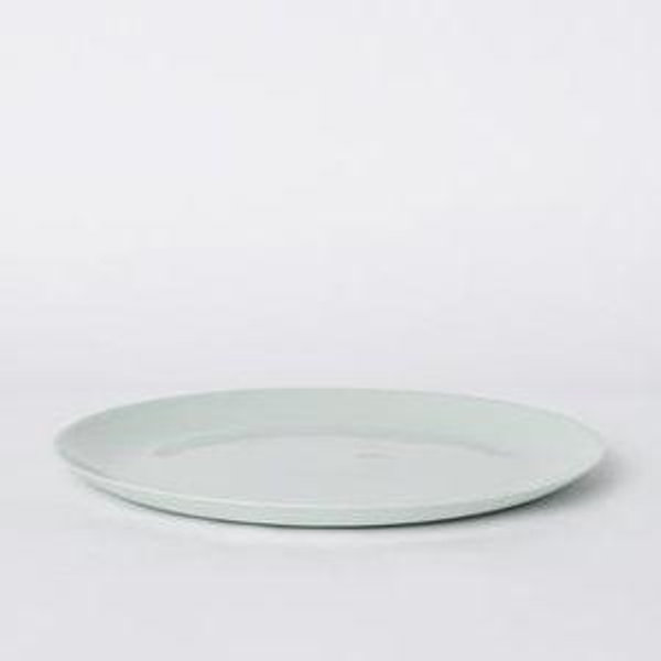 MUD Australia - Flared Dinner Plate (color: Milk)