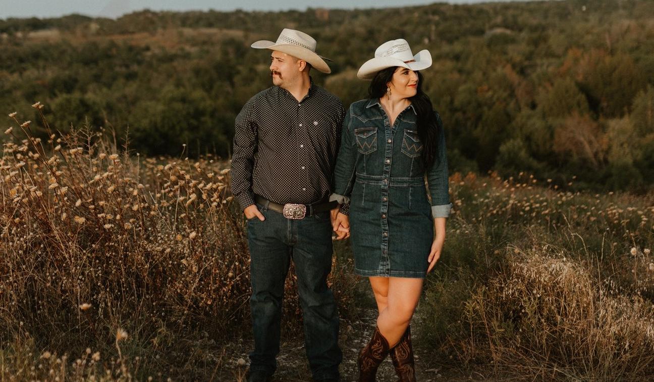 The Wedding Website of Haley Schlotzhauer and Christian Araujo