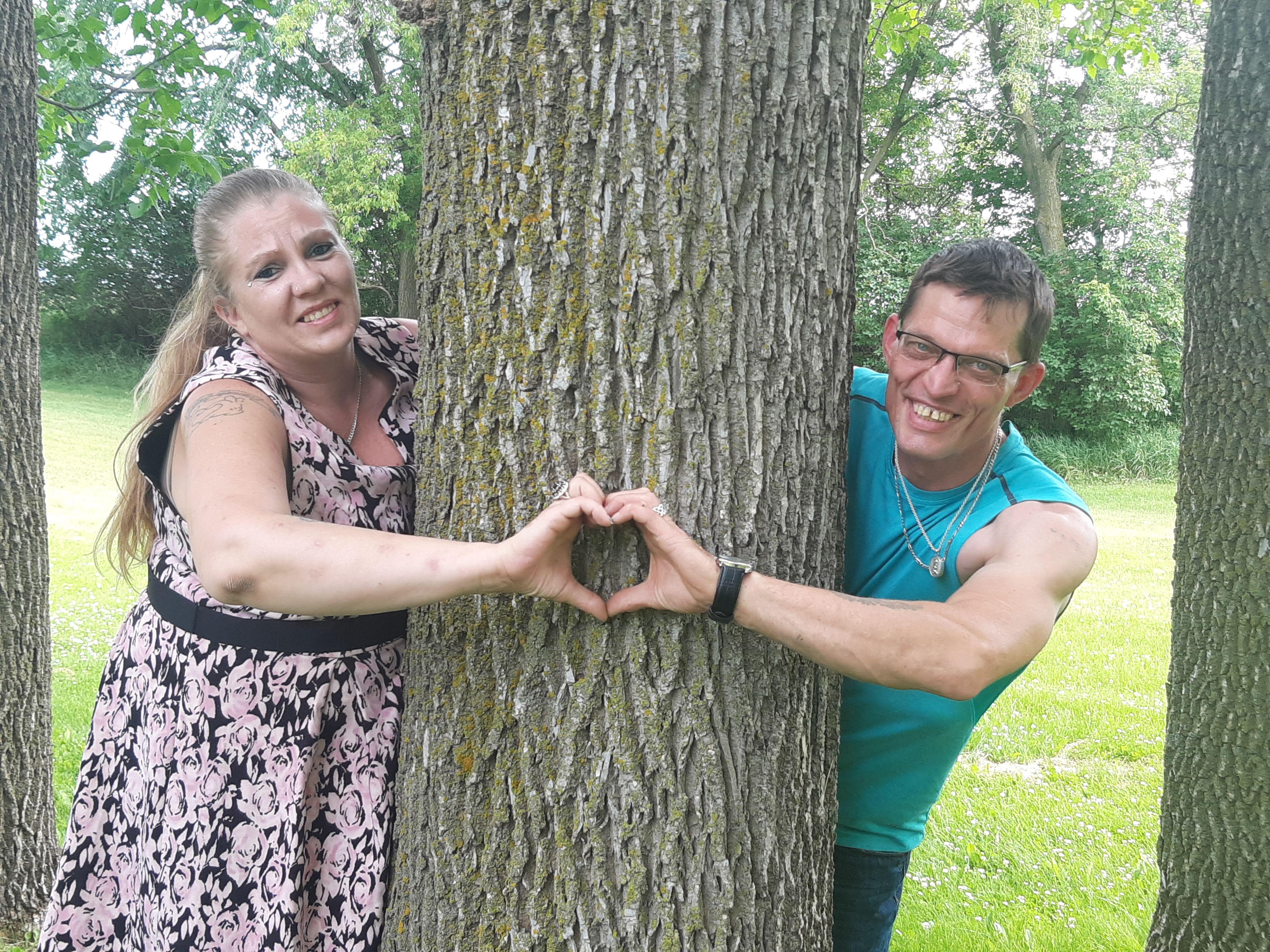 The Wedding Website of Crissy Larson and Justin Doust