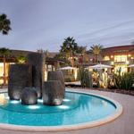 El Paseo Shopping District