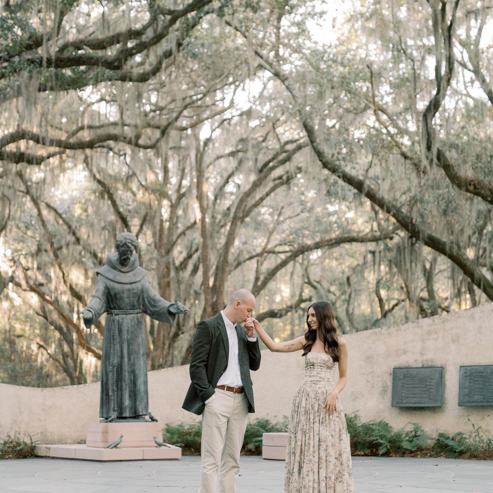 Caroline Hawkins and Christian Evans' Wedding Website, image size:1000x1000