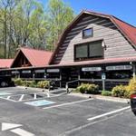 Apple Valley Mountain Village & Cafe