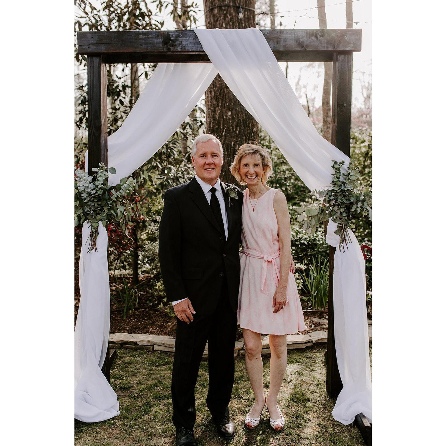 Kenn and Sandy Vest, parents of the bride.