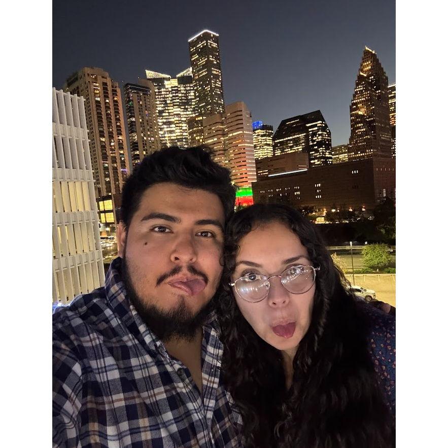 FIRST TIME LOOKING AT SKYLINE