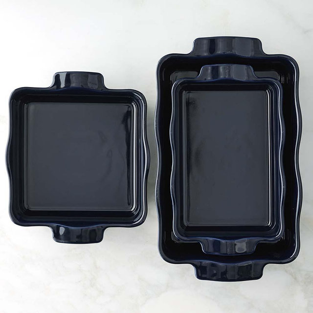 Emile Henry 3-Piece Ruffled Baker Set, Navy